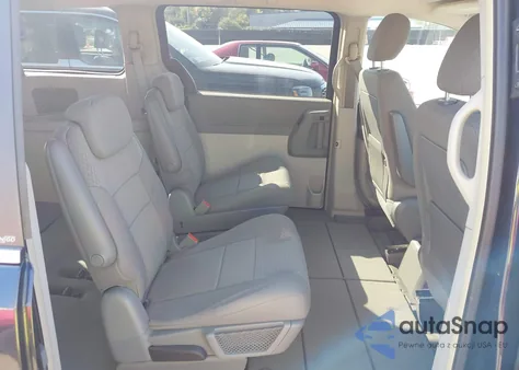 2008 Chrysler Town & Country Touring из США, поврежденный, VIN 2A8HR54P88R611708